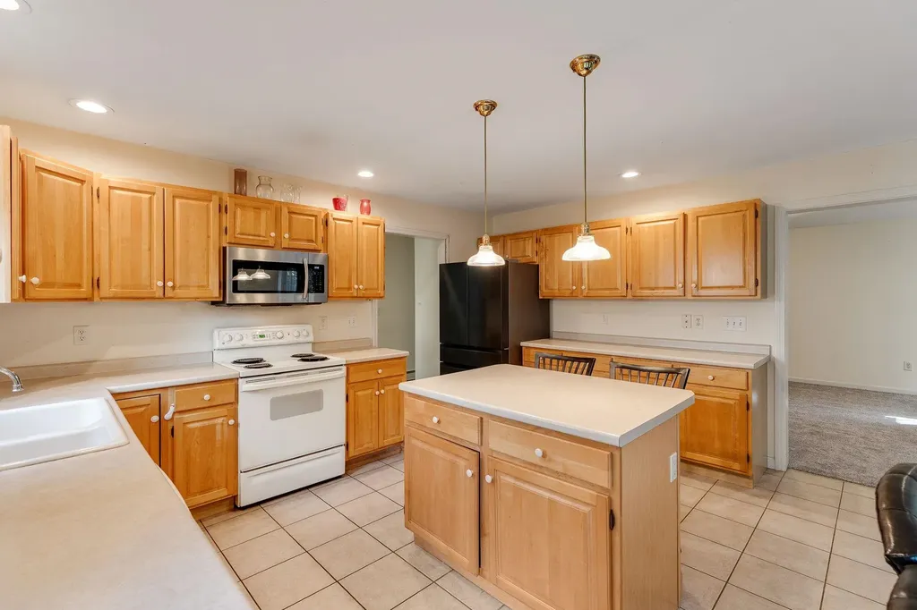 71 Partridge Drive Essex VT 05452