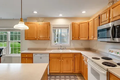 71 Partridge Drive Essex VT 05452