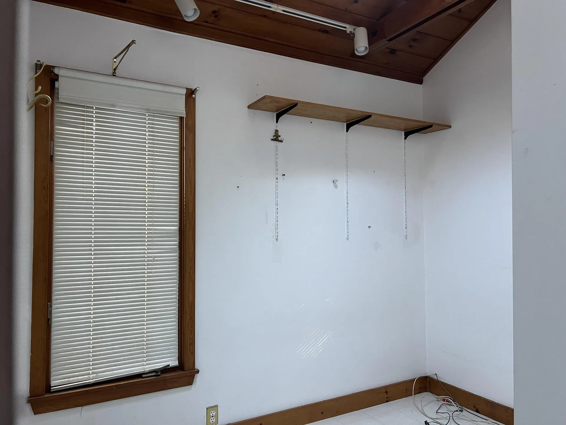 59 East Shore Drive Weare NH 03281