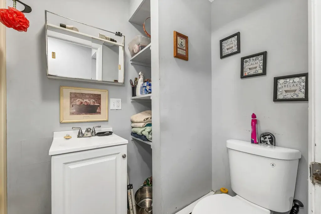 6 Main Street Conway NH 03818