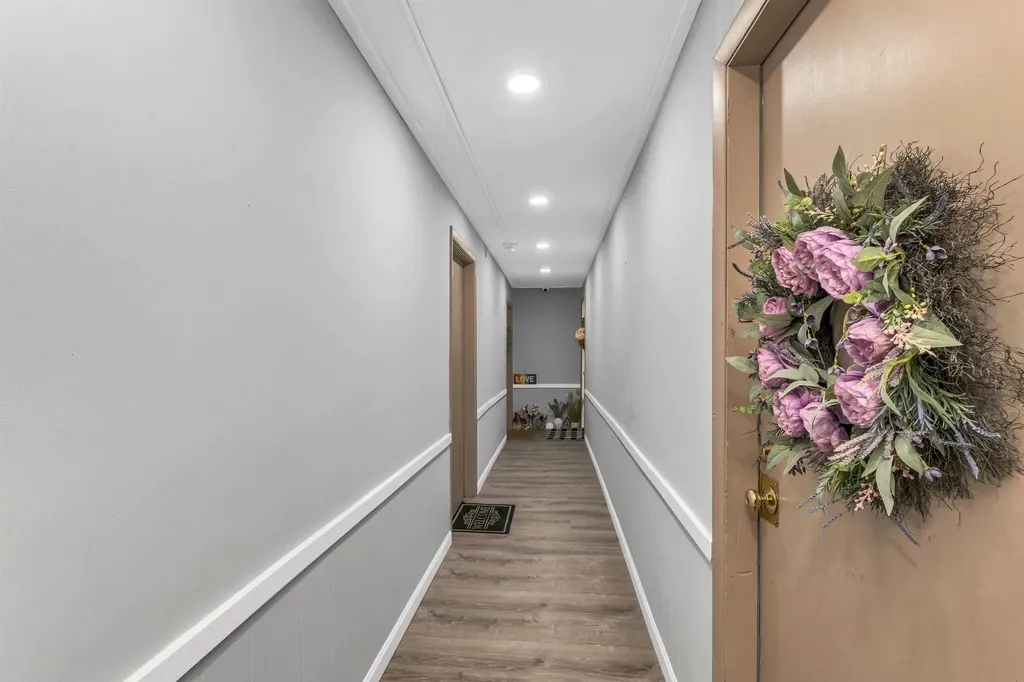 6 Main Street Conway NH 03818