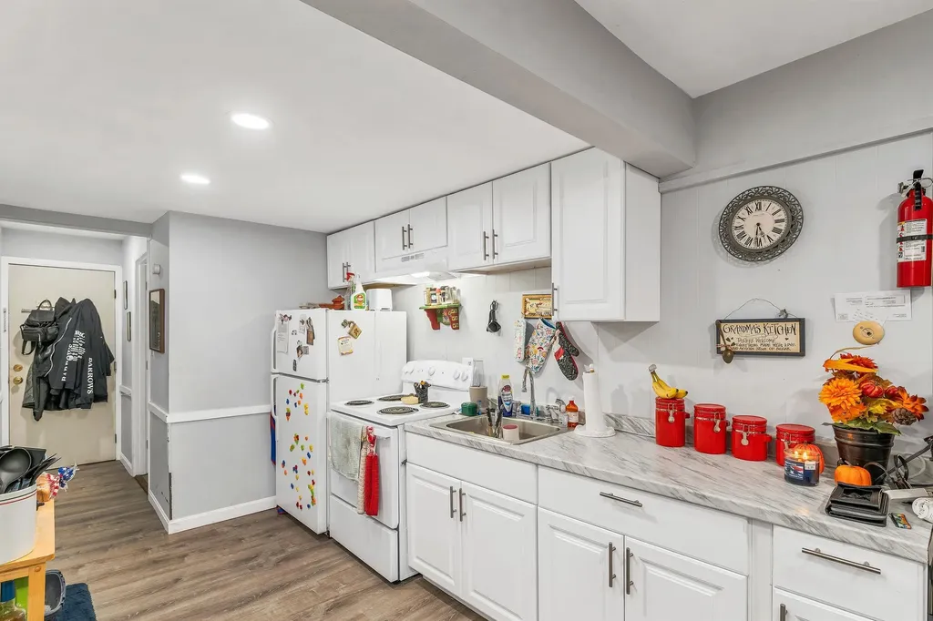 6 Main Street Conway NH 03818