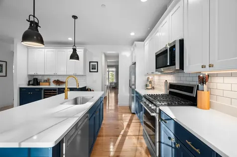 14 Manor Drive Hooksett NH 03106