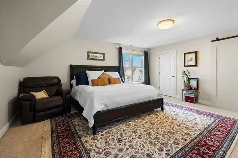 14 Manor Drive Hooksett NH 03106