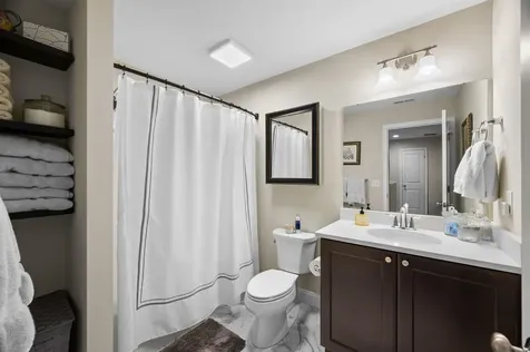 14 Manor Drive Hooksett NH 03106