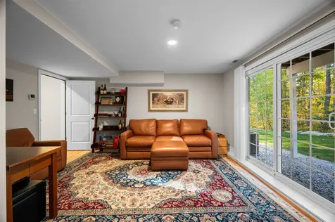 14 Manor Drive Hooksett NH 03106