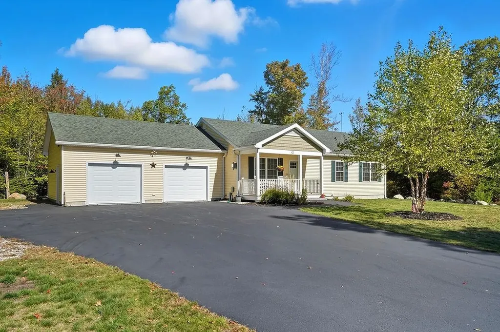 42 Ingalls Terrace Alton NH 03809
