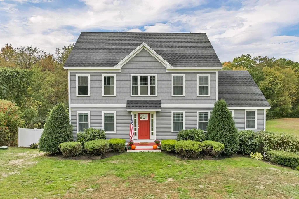 22 Stratham Heights Road Stratham NH 03885