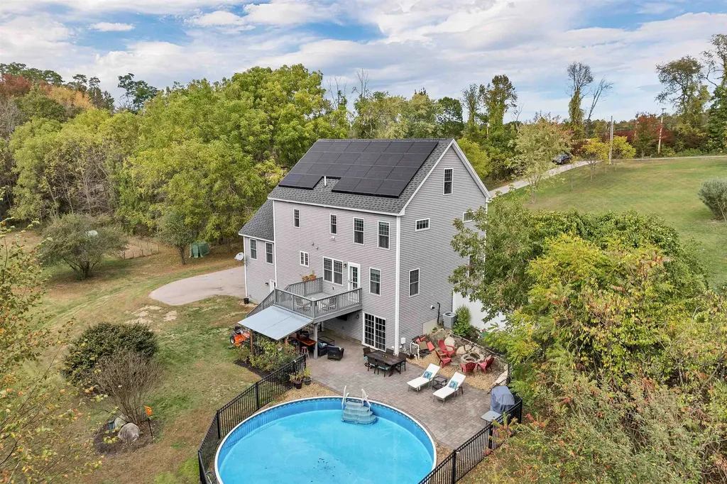 22 Stratham Heights Road Stratham NH 03885