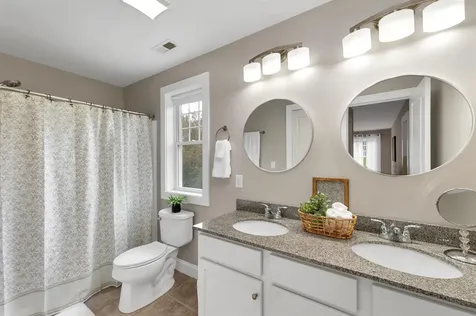 22 Stratham Heights Road Stratham NH 03885