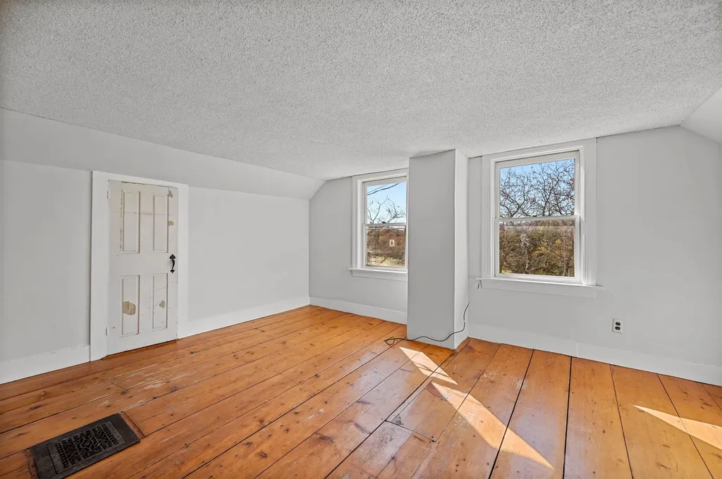 2016 Vermont Route 110 Washington VT 05675