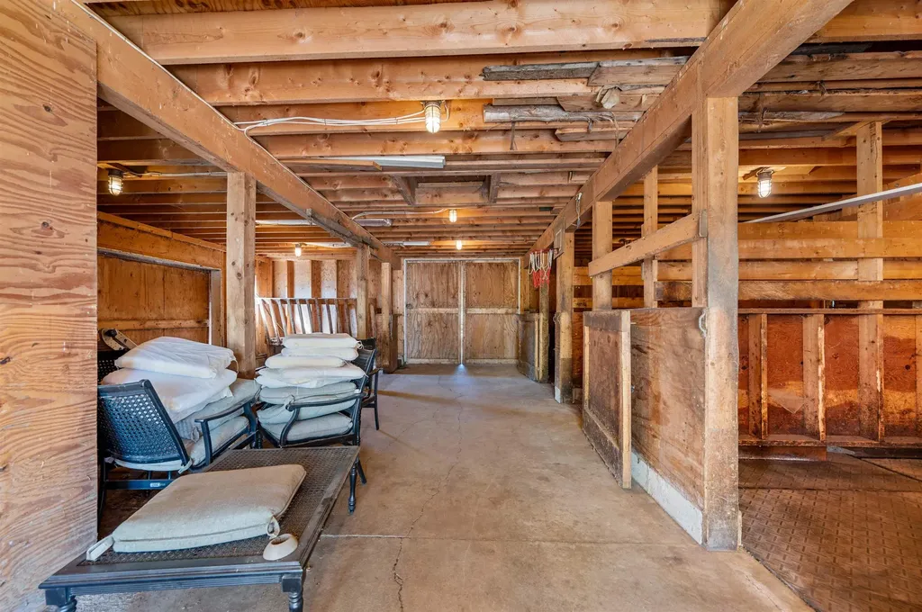 2016 Vermont Route 110 Washington VT 05675