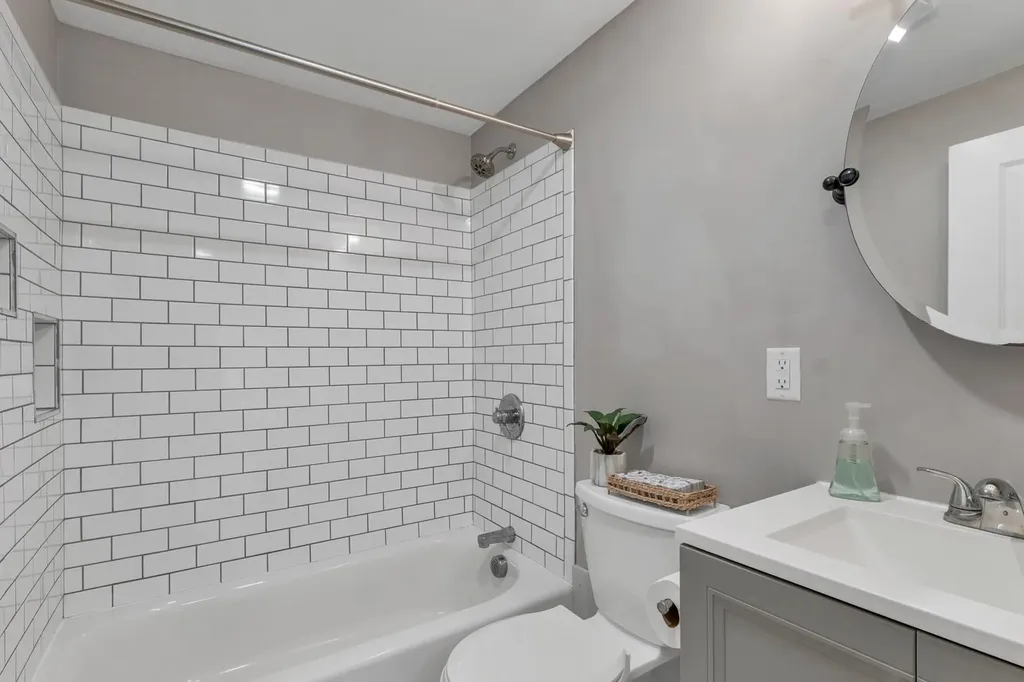 283 Decatur Road Portsmouth NH 03801