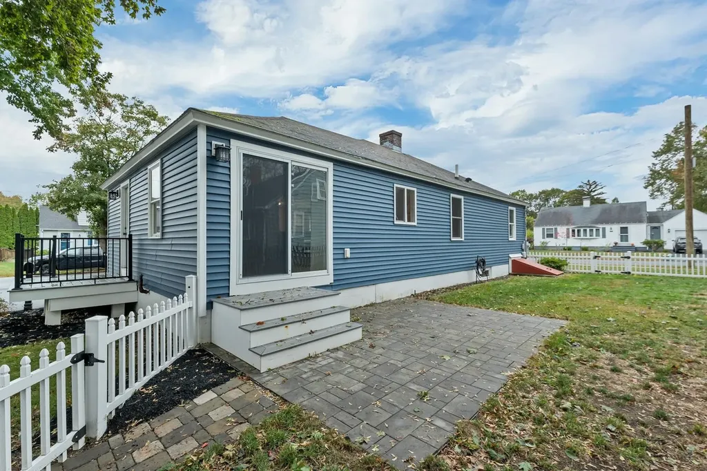 283 Decatur Road Portsmouth NH 03801