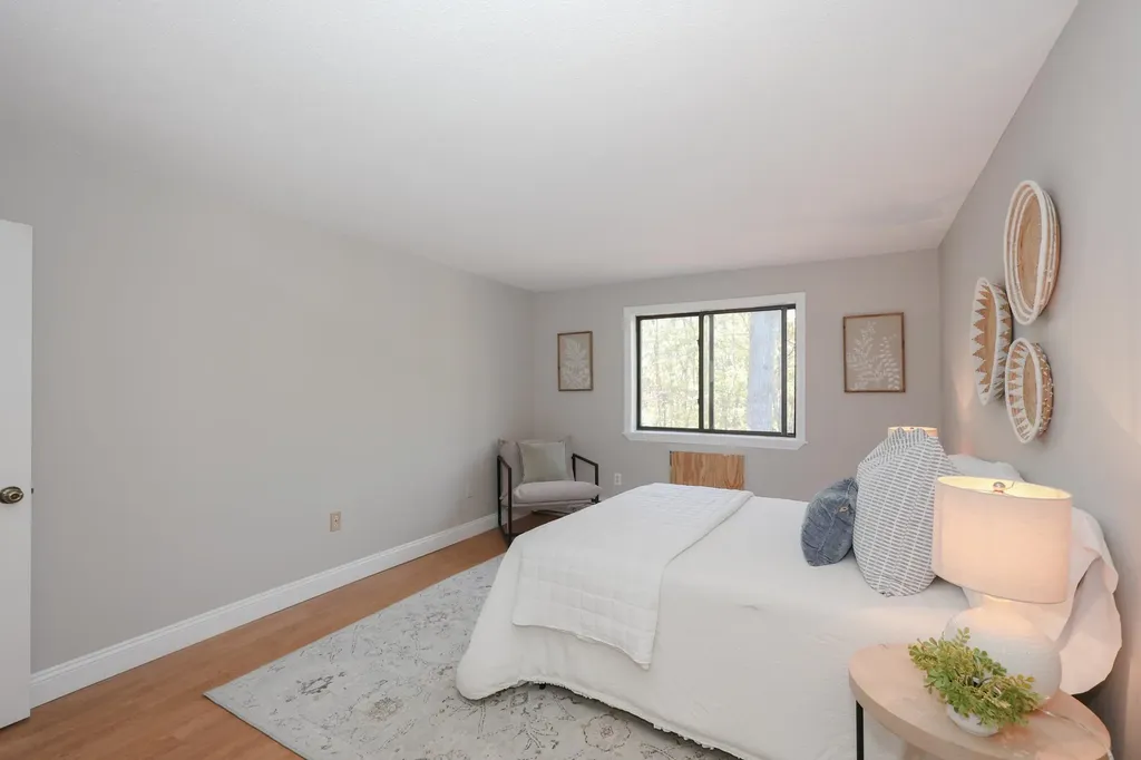 19 Country Club Drive Manchester NH 03102