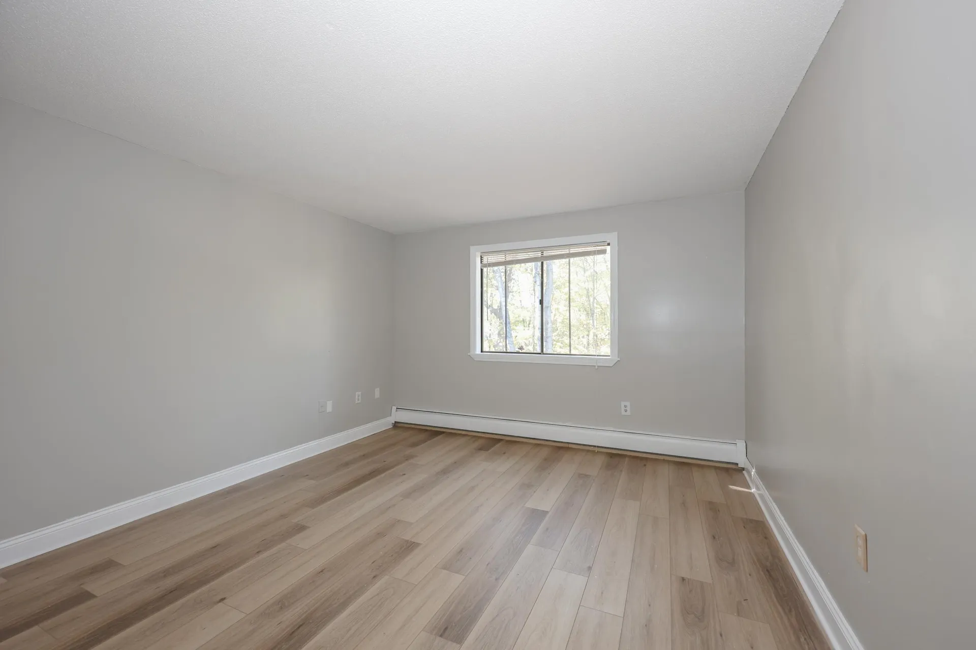 19 Country Club Drive Manchester NH 03102