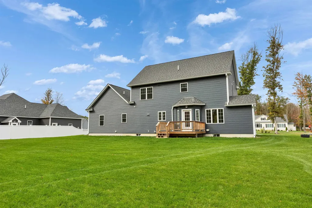 6 Eagle Perch Drive Boscawen NH 03303