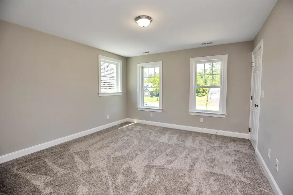 6 Eagle Perch Drive Boscawen NH 03303