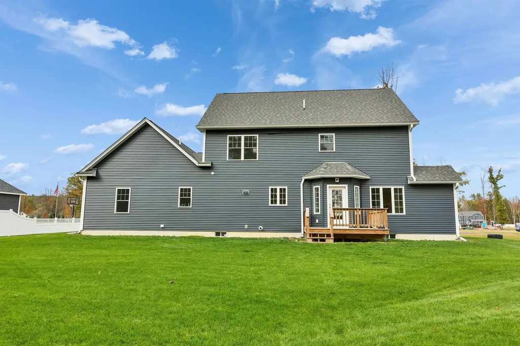 6 Eagle Perch Drive Boscawen NH 03303