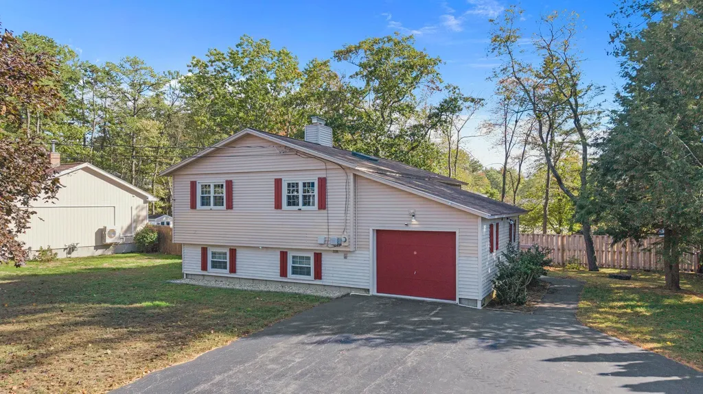 8 Cardinal Road Concord NH 03301