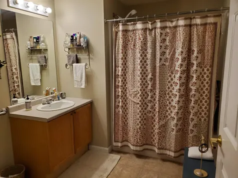 4 Crestview Drive Londonderry NH 03053