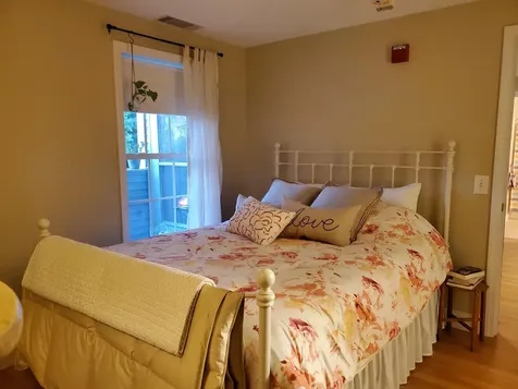 4 Crestview Drive Londonderry NH 03053