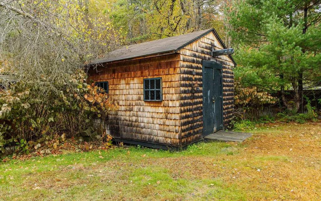 4 Middletown Road Roxbury NH 03431