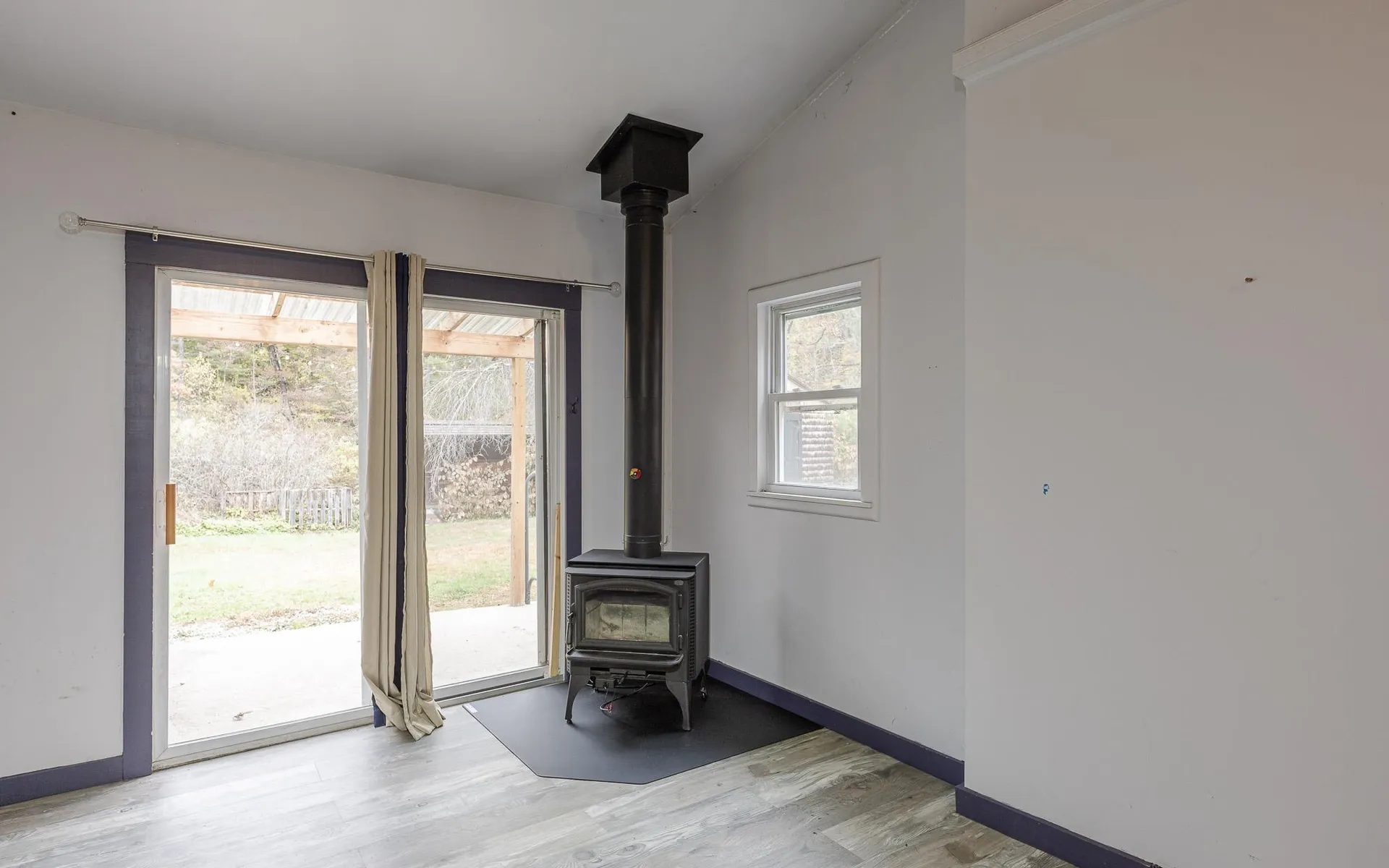 4 Middletown Road Roxbury NH 03431