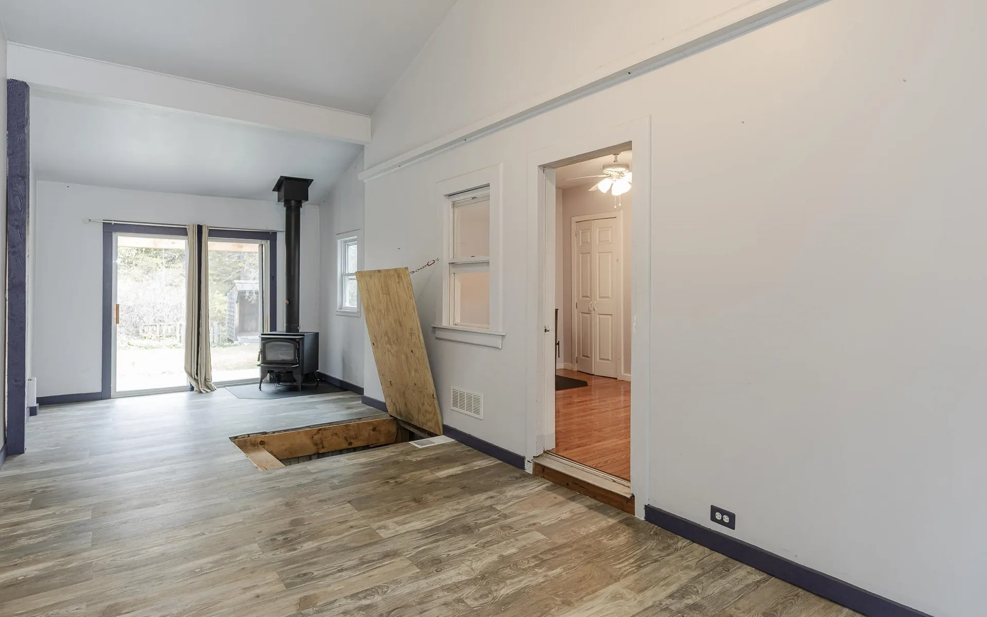 4 Middletown Road Roxbury NH 03431