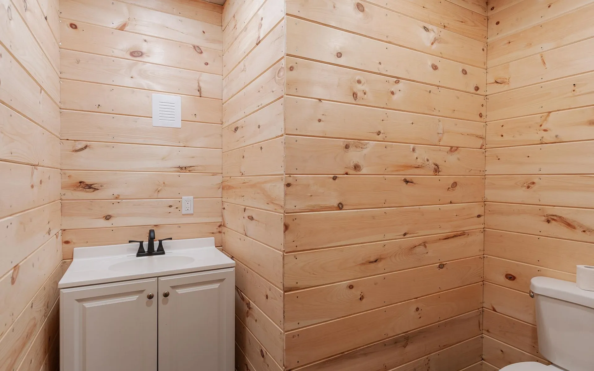 4 Middletown Road Roxbury NH 03431