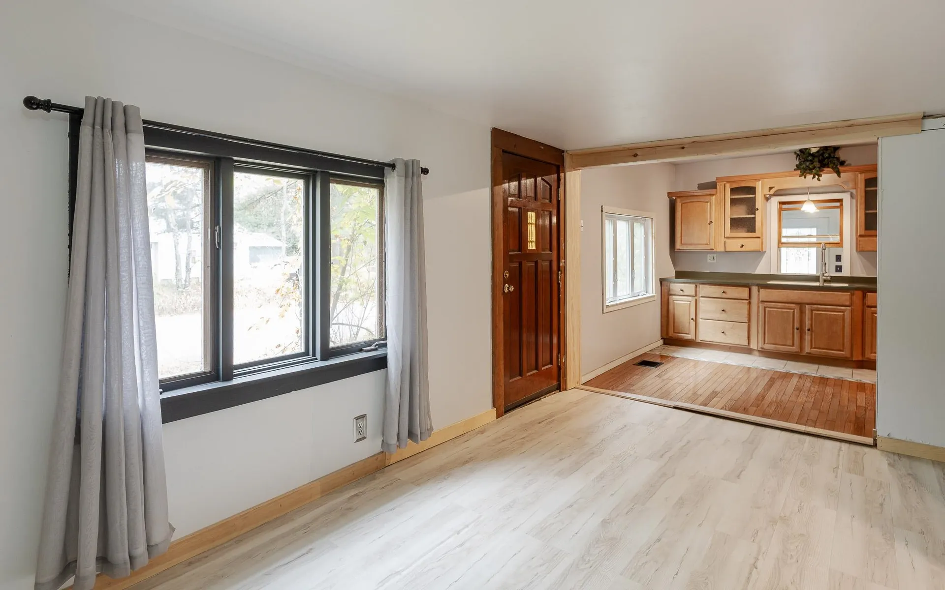 4 Middletown Road Roxbury NH 03431