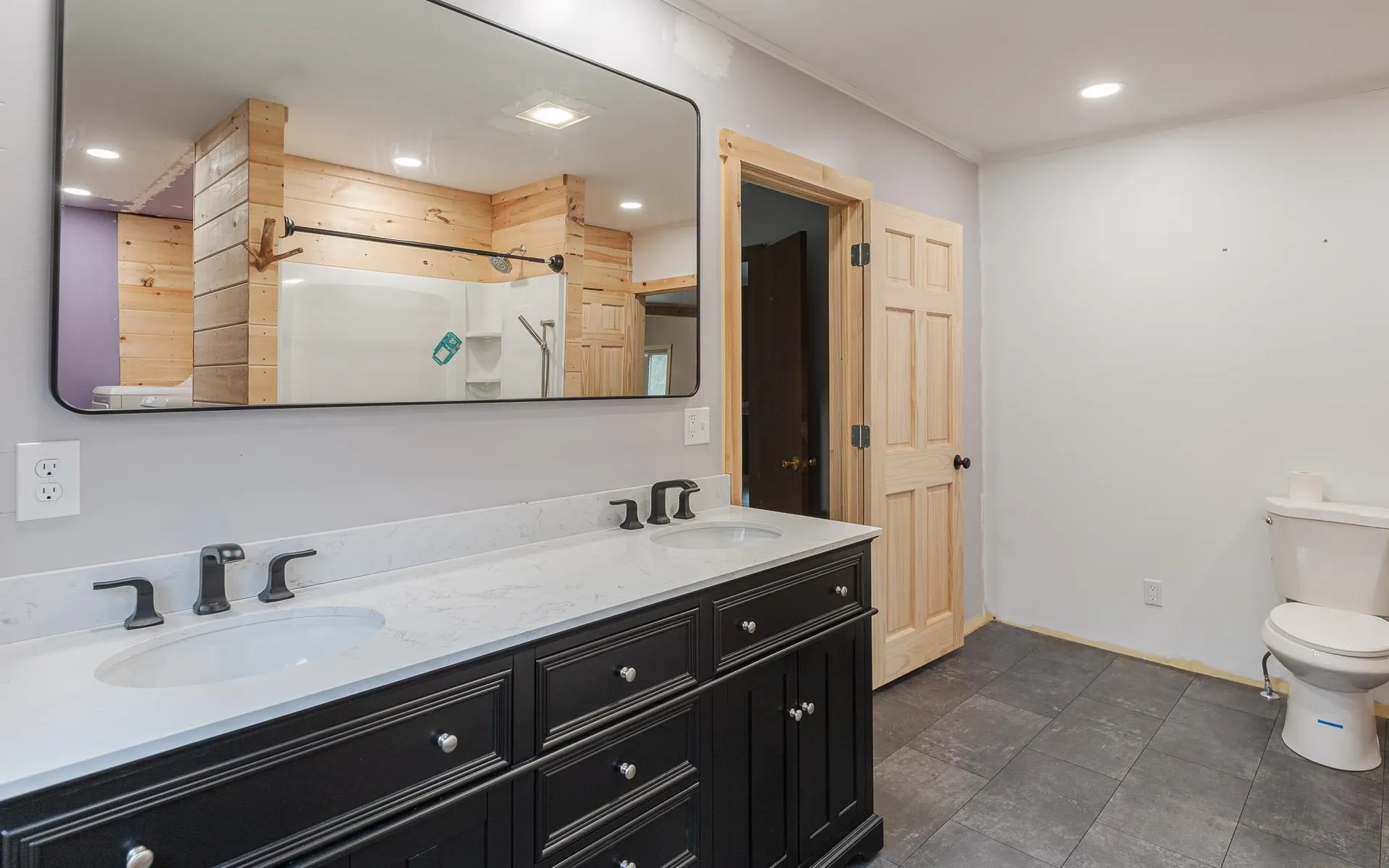 4 Middletown Road Roxbury NH 03431