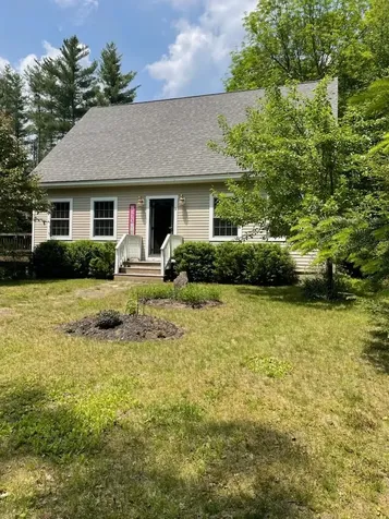 9 Falcon Lane Warren NH 03279