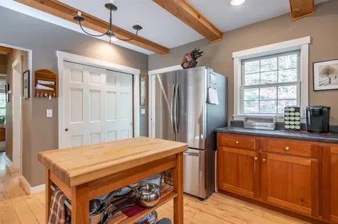 9 Falcon Lane Warren NH 03279