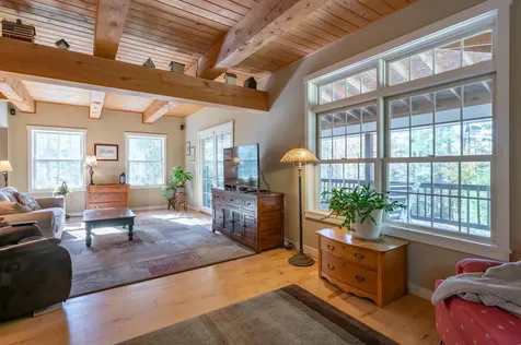 9 Falcon Lane Warren NH 03279