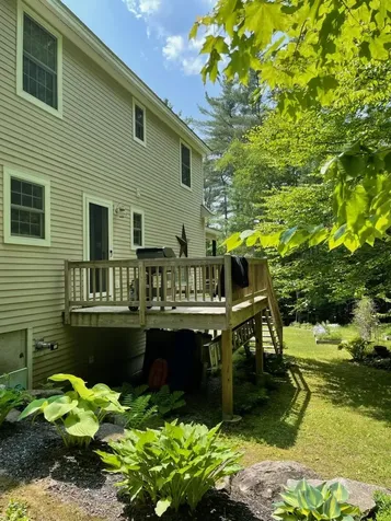 9 Falcon Lane Warren NH 03279