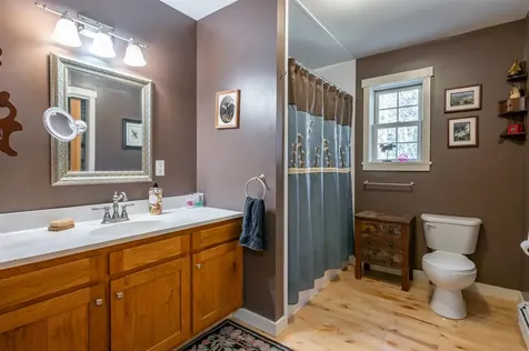 9 Falcon Lane Warren NH 03279