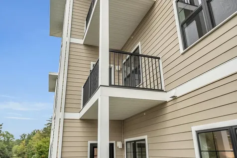 55 Pointe Place Dover NH 03820
