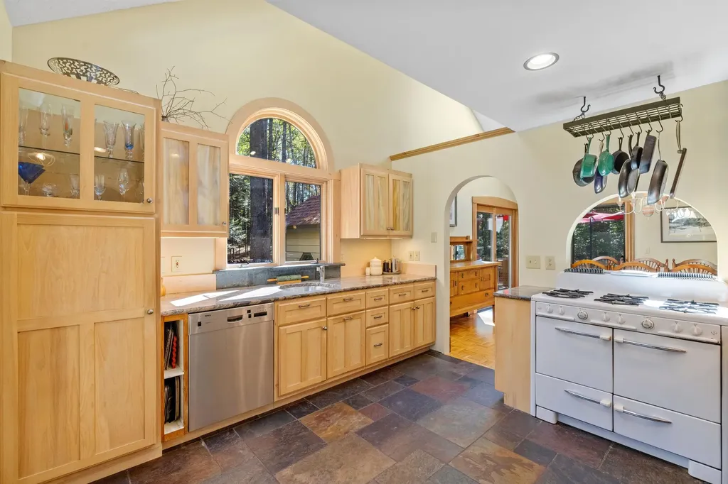 67 Hoyt Mill Road Moultonborough NH 03254