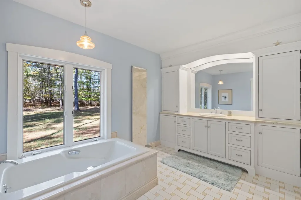 67 Hoyt Mill Road Moultonborough NH 03254