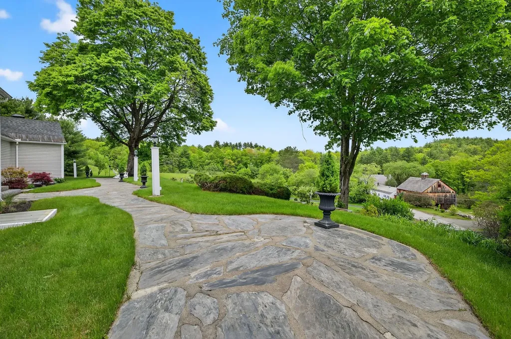 15 Stearns Road Keene NH 03431