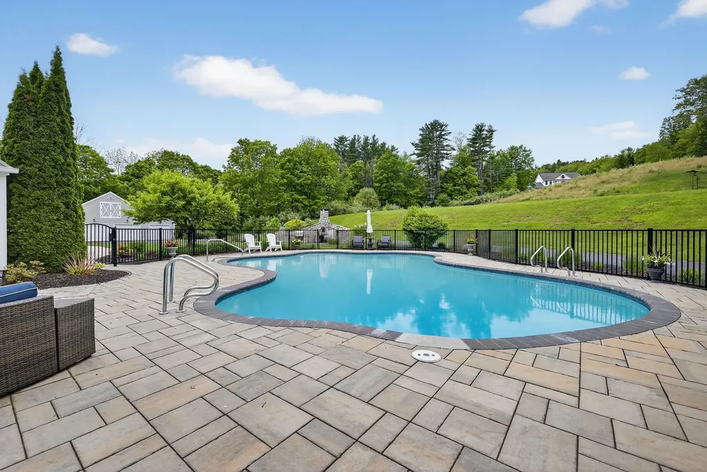 15 Stearns Road Keene NH 03431