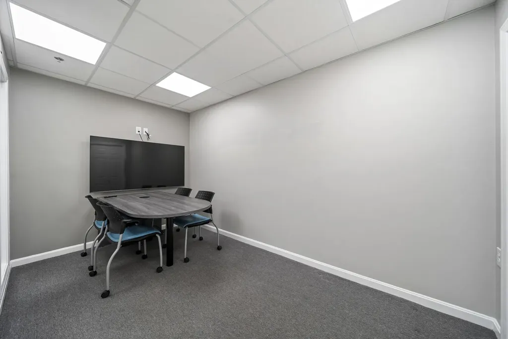 75 Gilcreast Road Londonderry NH 03053