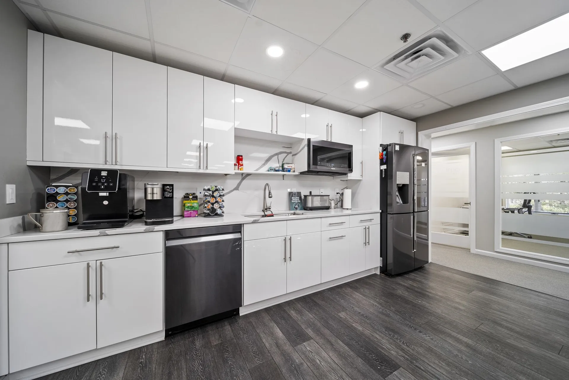 75 Gilcreast Road Londonderry NH 03053