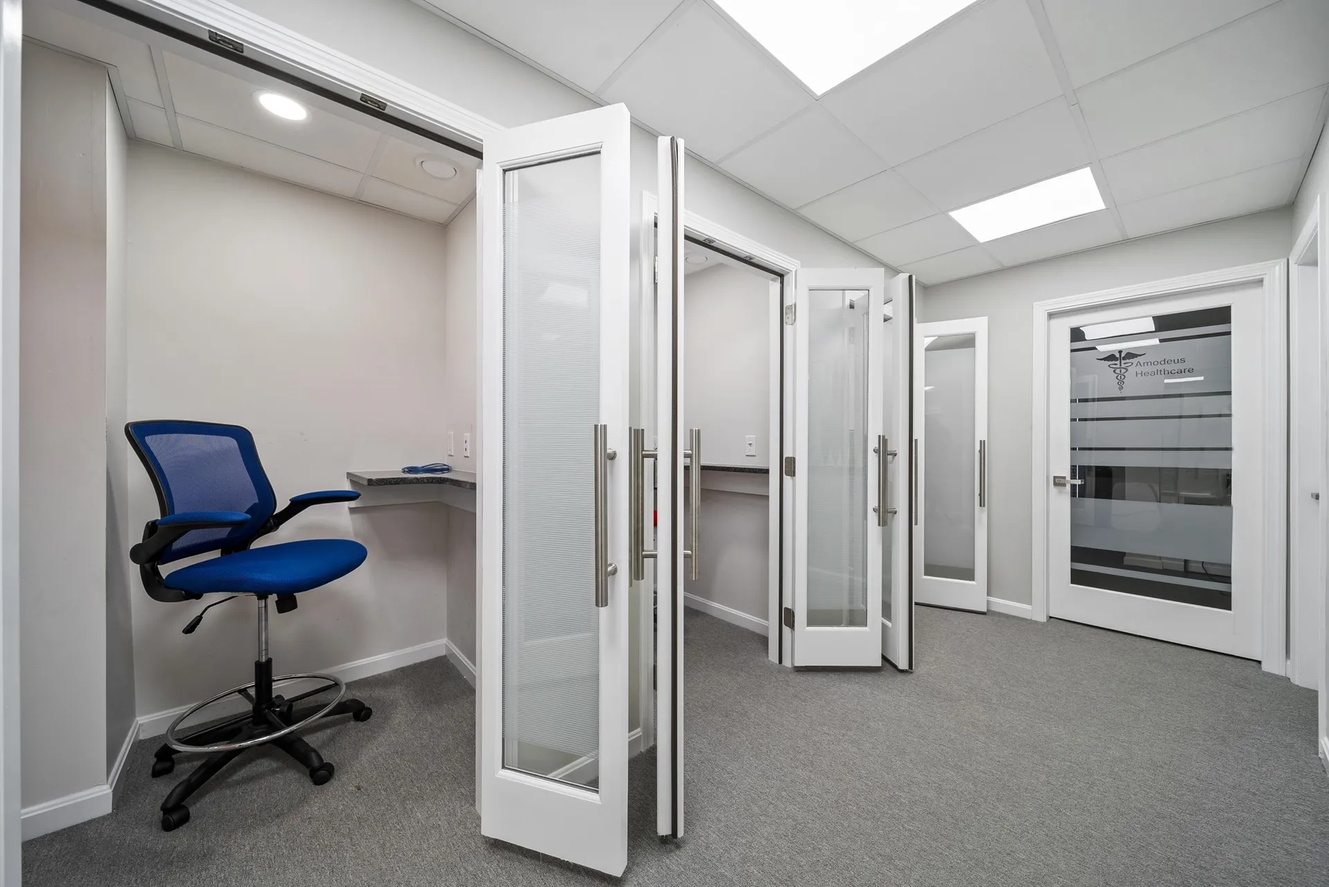 75 Gilcreast Road Londonderry NH 03053