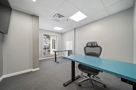 75 Gilcreast Road Londonderry NH 03053