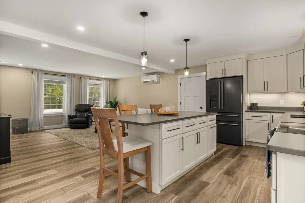 38 Laurel Lane Somersworth NH 03878