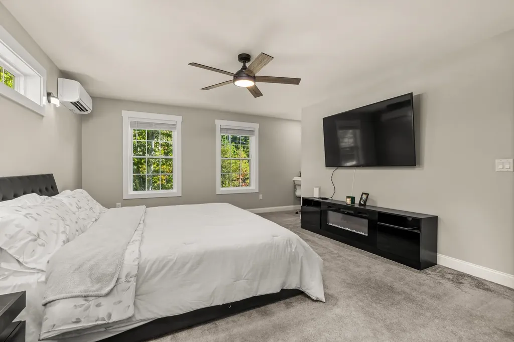 38 Laurel Lane Somersworth NH 03878