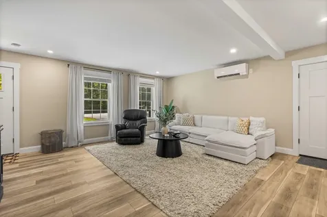 38 Laurel Lane Somersworth NH 03878