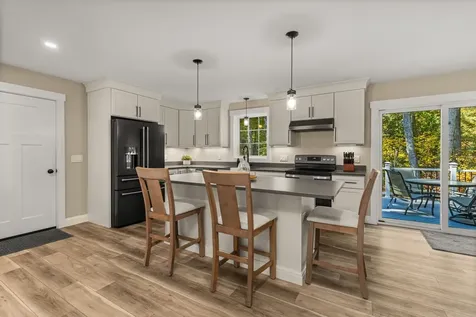 38 Laurel Lane Somersworth NH 03878